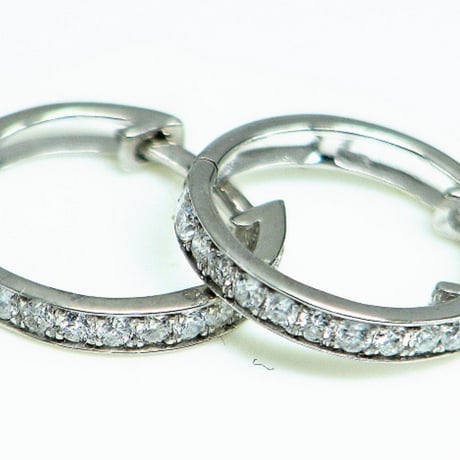 計0.20ct　天然ダイヤモンド　K18WG エタニティフープピアス