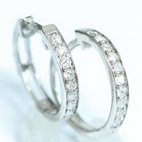 計0.20ct　天然ダイヤモンド　K18WG エタニティフープピアス
