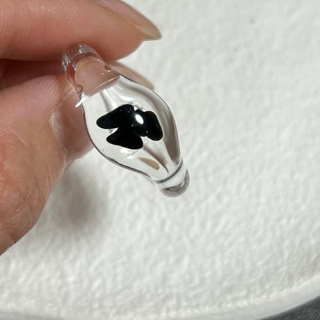 ◎16号◎Benjamin glass ring (Black flower)