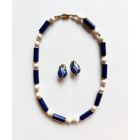 60's vintage necklace ＆earrings