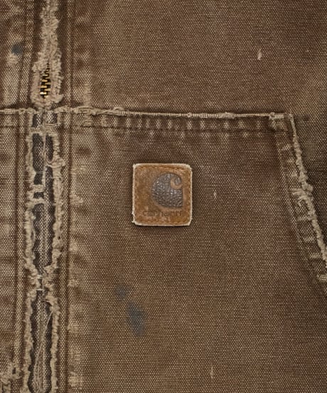 Distressed Carhartt Active Jacket L
