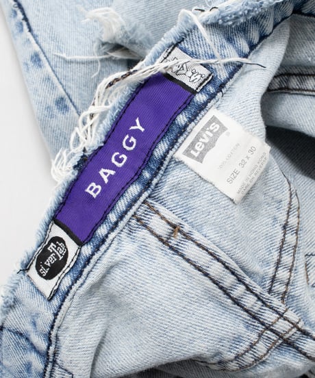 90's Levi's SiverTab "Baggy" Chopped Denim Shorts 32