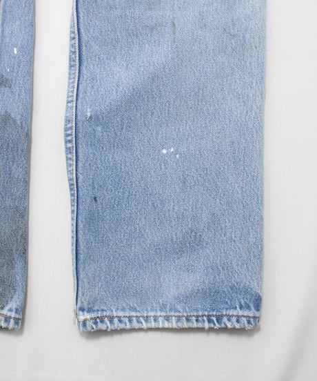 Distressed Levi's 501 34x34