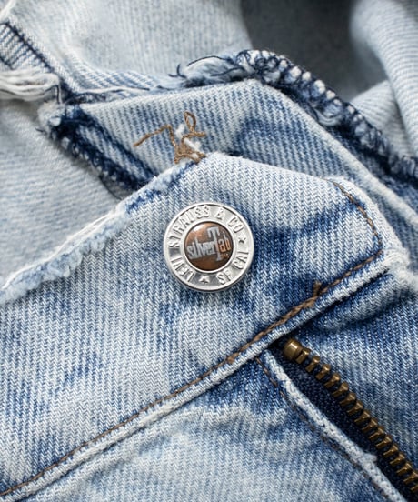 90's Levi's SiverTab "Baggy" Chopped Denim Shorts 32