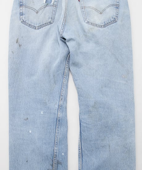 Distressed Levi's 501 34x34