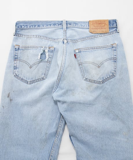 Distressed Levi's 501 34x34