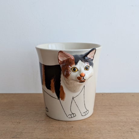 猫のカップ　ミケ