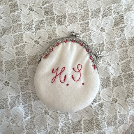 amulet stitch pouch