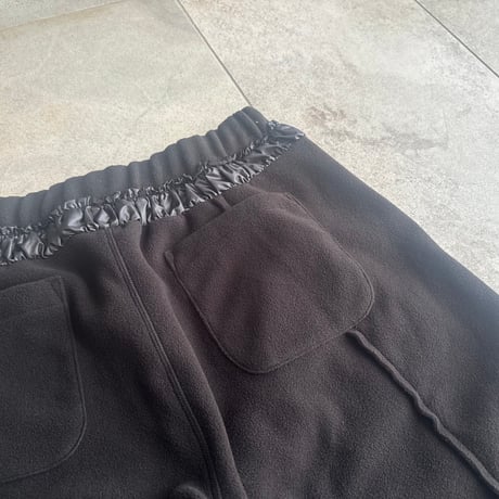 Reebok cropped fleece pants with ribbon hem/black