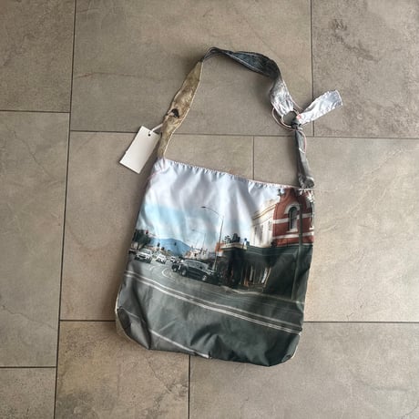 shoulder bag