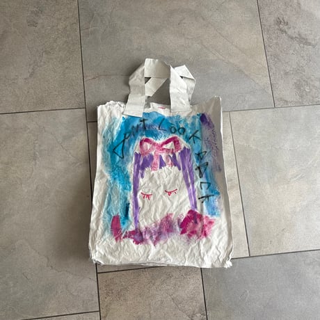 Dead shiopping bag