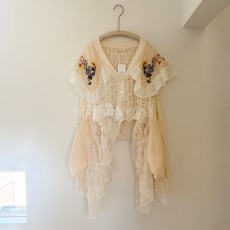 刺繍カーディガン