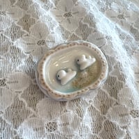 砂浜ブローチ