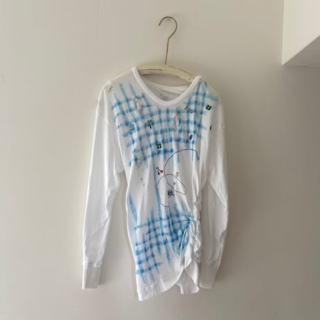 long T shirt
