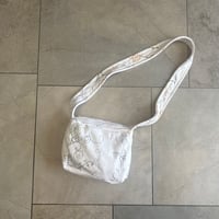 square shoulder bag/LEE HAESUN