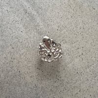 skull ring