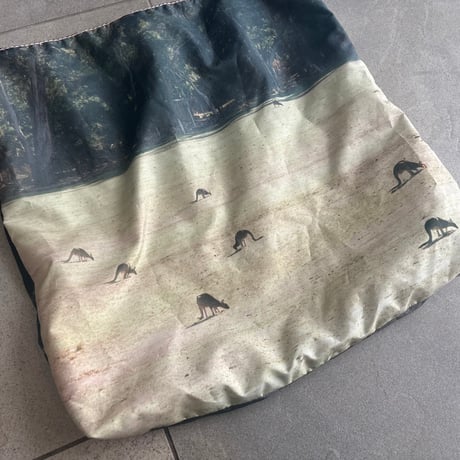 shoulder bag