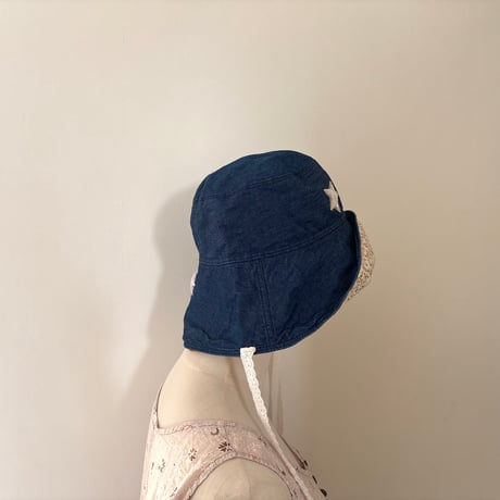hat