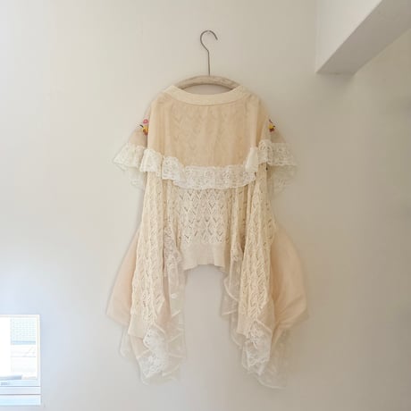 刺繍カーディガン
