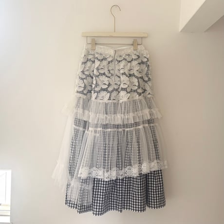 tulle skirt