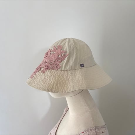 hat