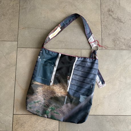 shoulder bag