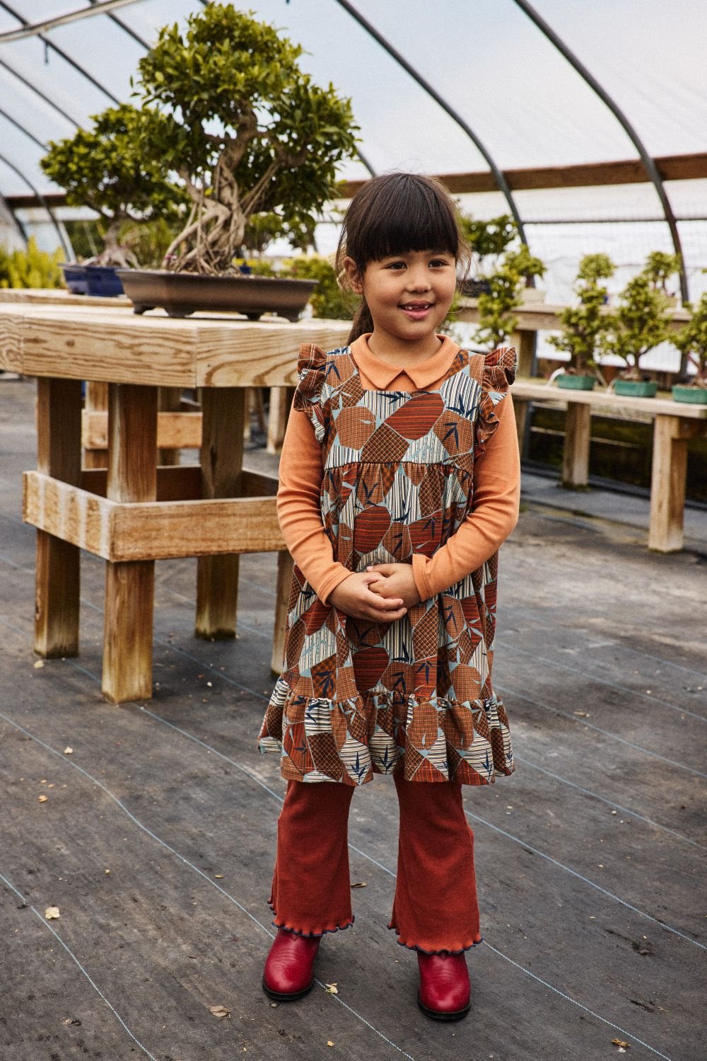 misha&puff ruffleワンピース　8-9y Misha&Puff】 RUFFLE SLEEVE DRESS (ROSE GOLD KYO