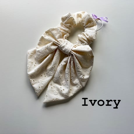 【mc】　Embroidery ribbon scrunchie mini
