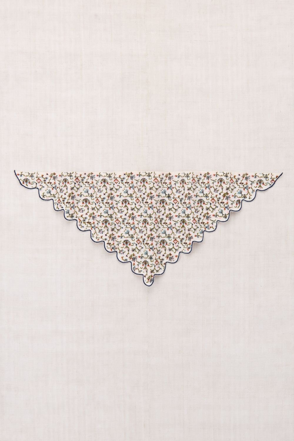 Misha&Puff】EMBROIDERED SCALLOP SCARF (STRING)