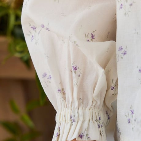 【 Jamie kay 】JKFT264142 ｺｯﾄﾝ花柄ﾌﾘﾙｶﾗｰﾄｯﾌﾟｽJade Floral OWHT（size 100）