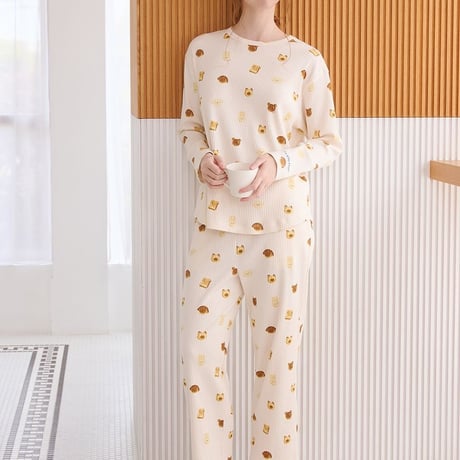 【 gelato pique 】PWCT264334 ｱﾆﾏﾙﾌﾞﾚｯﾄﾞ柄ﾛﾝT CRM (size F)