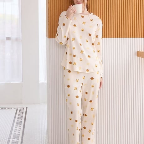 【 gelato pique 】PWCT264334 ｱﾆﾏﾙﾌﾞﾚｯﾄﾞ柄ﾛﾝT CRM (size F)