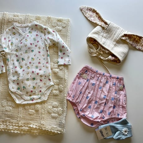 【Bebe Organic】Nia Wrap Onesie - Strawberry Field（3m,6m）