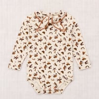 【Misha&Puff】BABY SCOUT ONESIE (STRING CIRCUS)