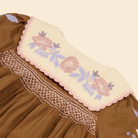 【 Apolina 】 LORA BLOUSE - CHOCOLATE