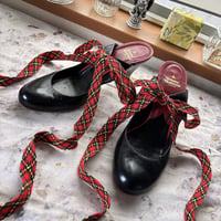 vivienne westwood ACCESSORIES　レースアップ パンプス