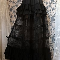Qutie Frash クモメッシュスカート