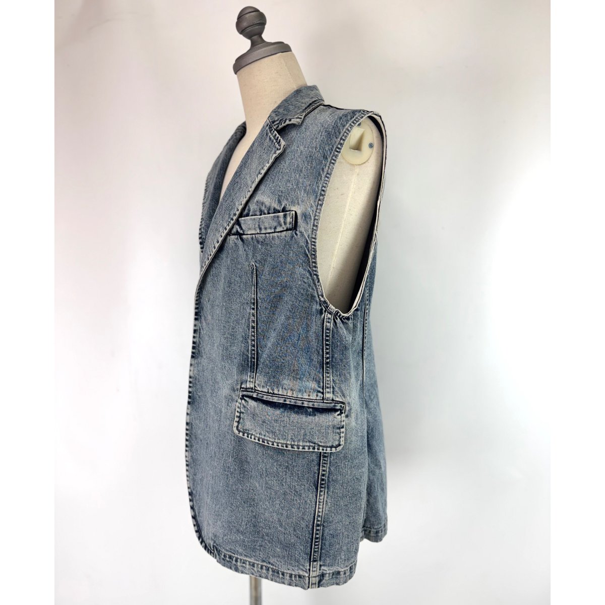 TOGA TOO / DENIM SLEEVELESS JACKET | glitter