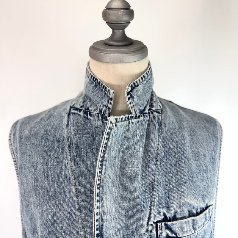 TOGA TOO / DENIM SLEEVELESS JACKET | glitter