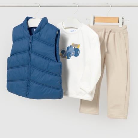 〈mayoral〉3-piece Tracksuit and Gilet ※BABY