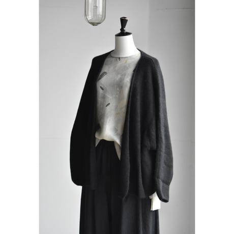 apuntob / Knit cardigan