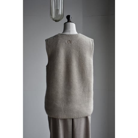 OYUNA / Knit vest