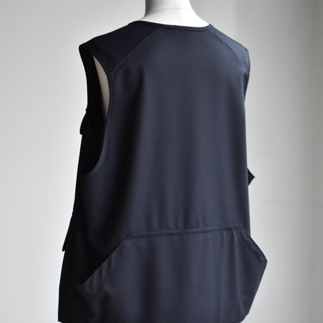 TOUJOURS  / super120‘s worsted wool flannel cloth hunthing utilitylong vest