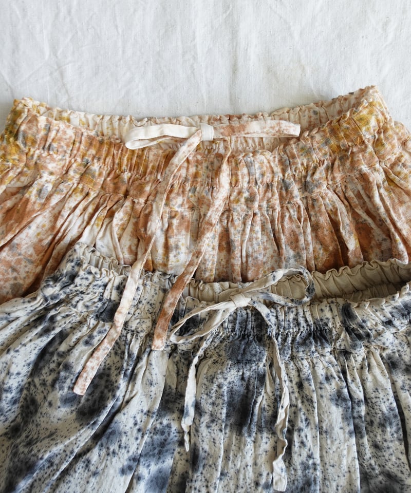 ichiAntiquités 800335 Natural dyed Linen Gathe