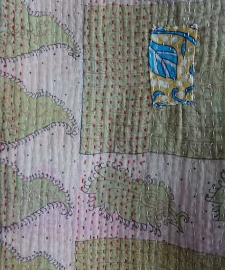 【ONLINE LIMITED】ichiAntiquités 1001139 Vintage Ralli Quilt Rug / COLOR : A