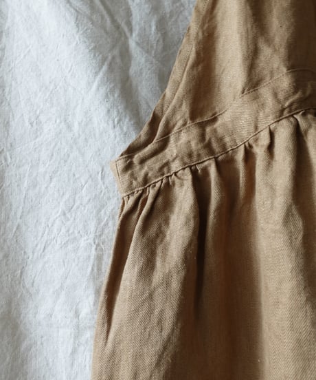 【 LIMITED COLLECTION 】Antiquités noir  1000411 Vintage Linen Apron Dress / A : BEIGE