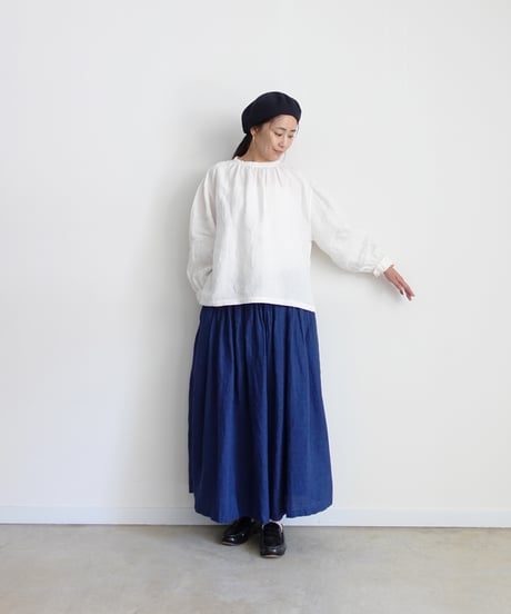 【 LIMITED COLLECTION 】Antiquités noir 800404  Linen Band Collar Blouse / D : WHITE