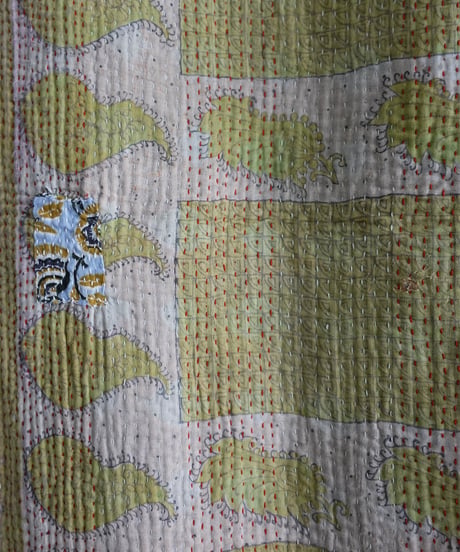 【ONLINE LIMITED】ichiAntiquités 1001139 Vintage Ralli Quilt Rug / COLOR : A