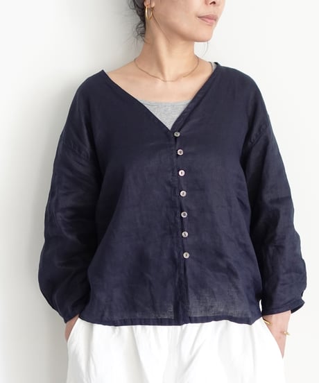 ichiAntiquités 1101111 Linen Canvas V neck Shirt / C : NAVY