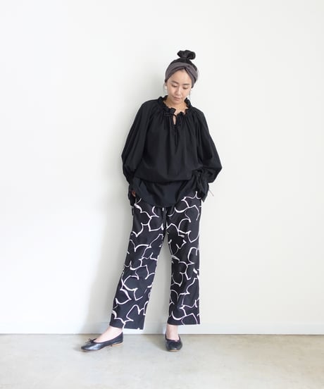 i c h i  251227  Flower Print Relax Pants / C : BLACK